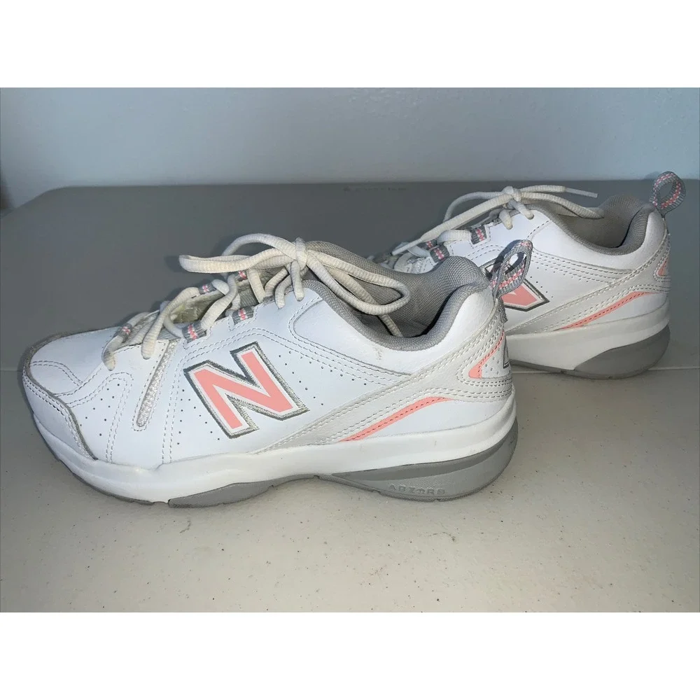 New Balance 608 White and Pink Womens Shoes Sz 6.5 D‎ WX608WP5 Nice
